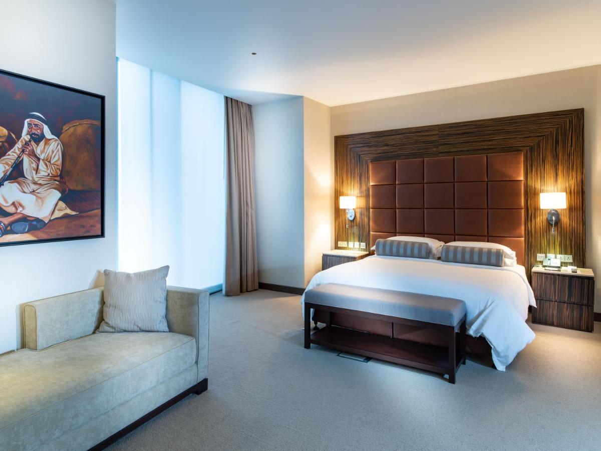 Centre Rotana होटल