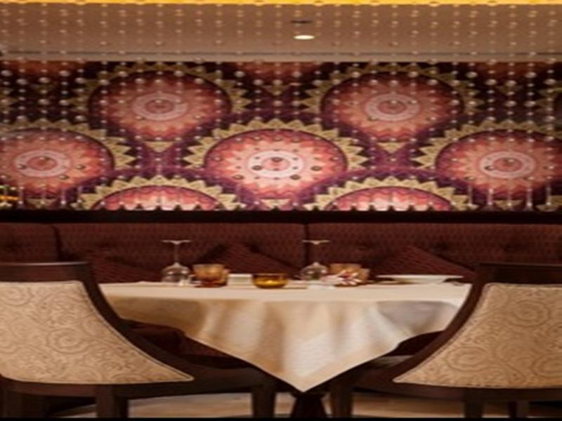 Hotel Centre Rotana